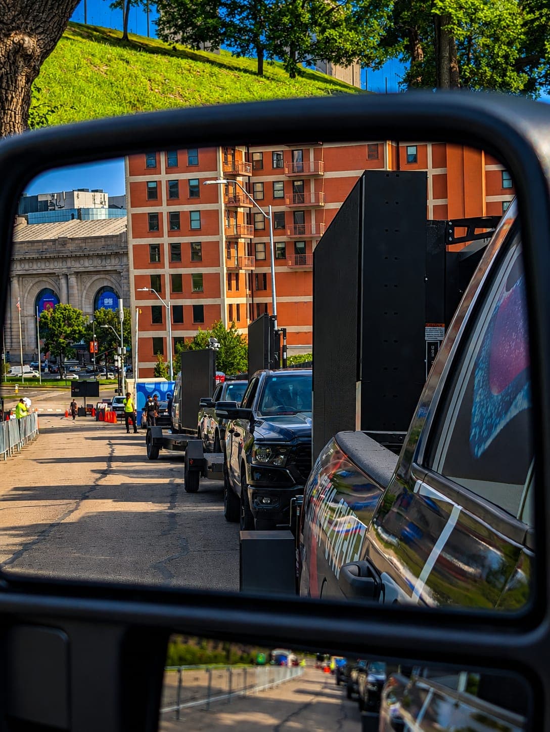 Showtime LED truck and screens staged downtown